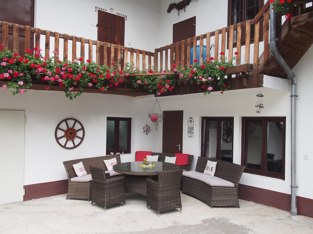 Auszeit Am Ziegenhof Nur Fuer Erwachsene Apartment Schlierbach Exterior photo